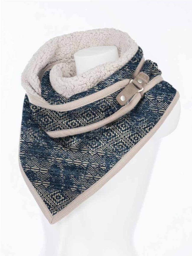 Retro Fleece Thickened Triangle Scarf